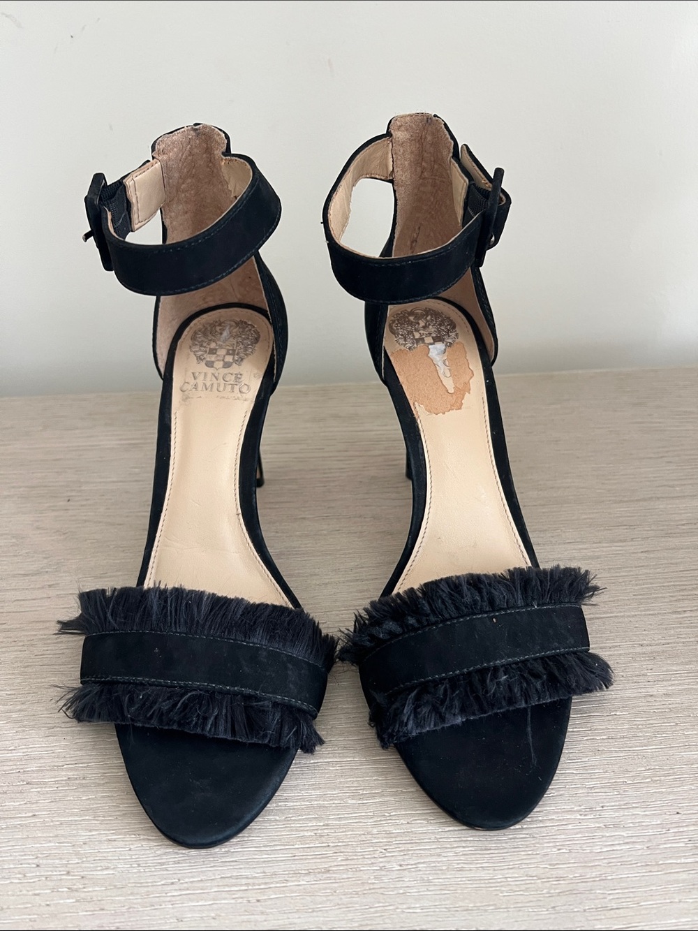 Vince Camuto women’s Joshina black suede fringed high heel size 8.5